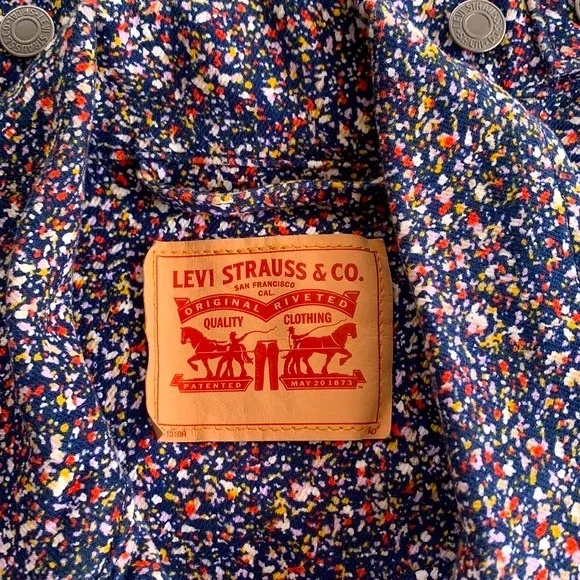 LEVI’S | Speckle print button up vest - Picture 6 of 9